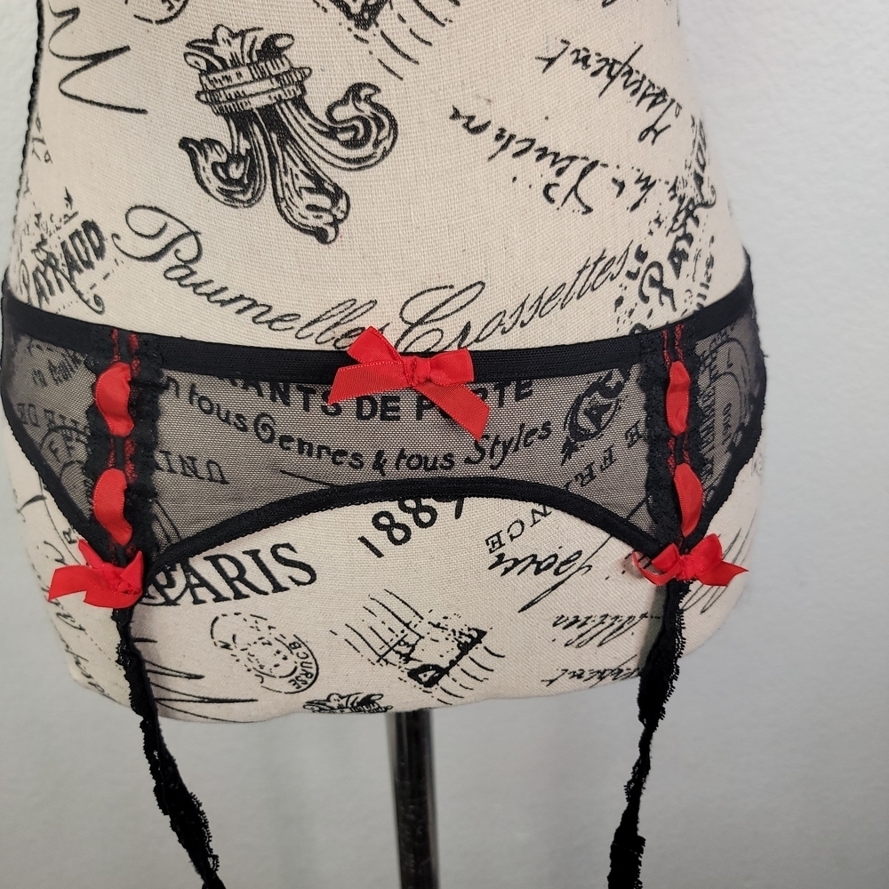 Angent Provocateur Lace Garter Sz Small Women's Fairy Coquette Black Red